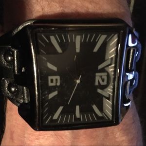 Accessories - Men’s watch Accessories - Men’s watch